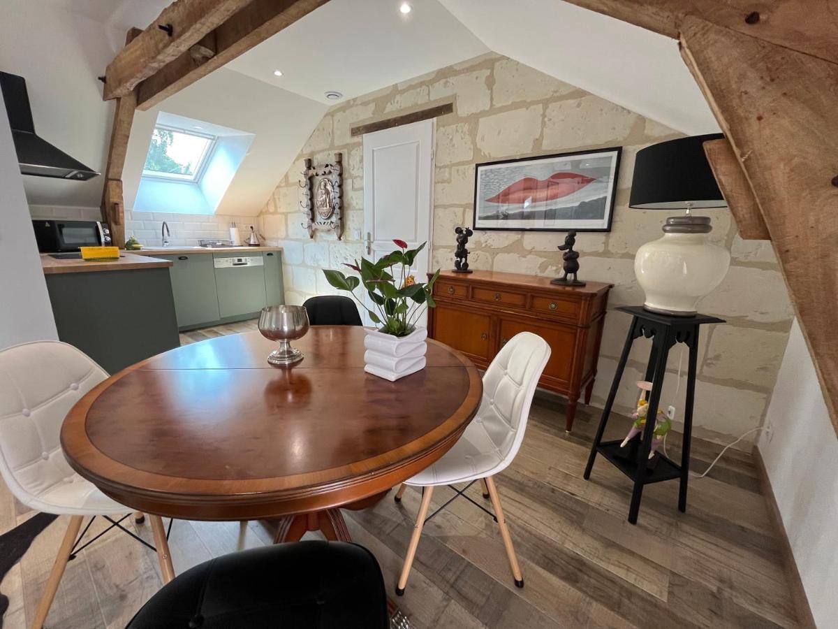 Cave Auger La Maison D'Hotes Restigné Exterior foto